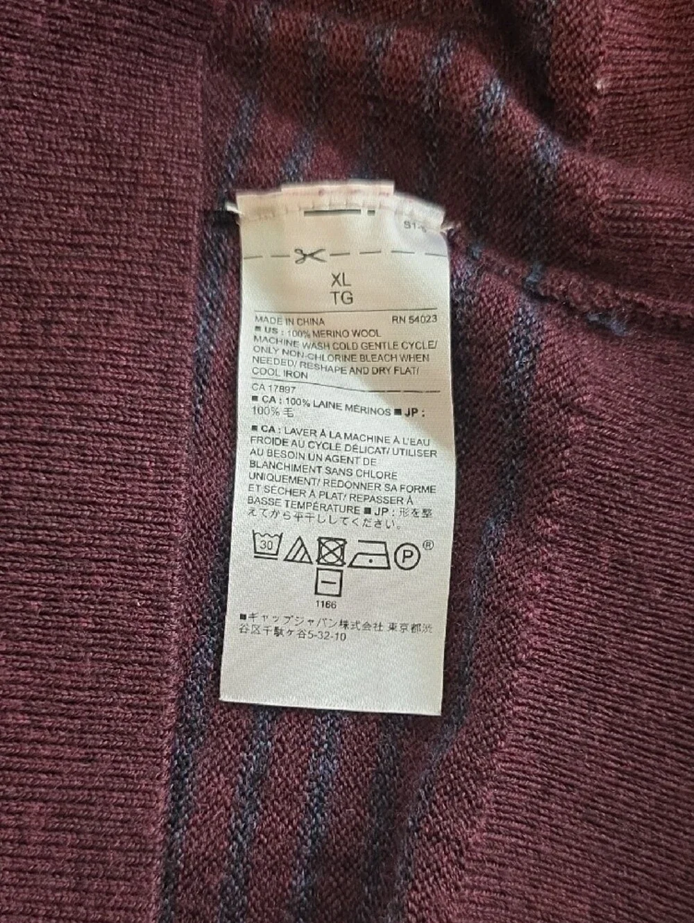 Banana Republic Men's 100% Merino V-Neck Striped Sweater in Burgundy and Grey